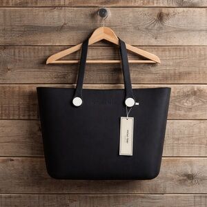 Black Women's Tote Bag